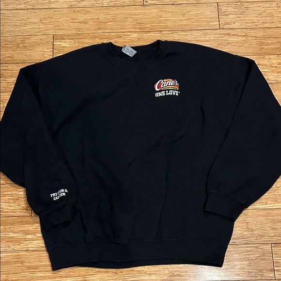 Gildan Black Raising Cane's Streetwear Sweatshirt “One Love” Men’s XL - Picture 2 of 5